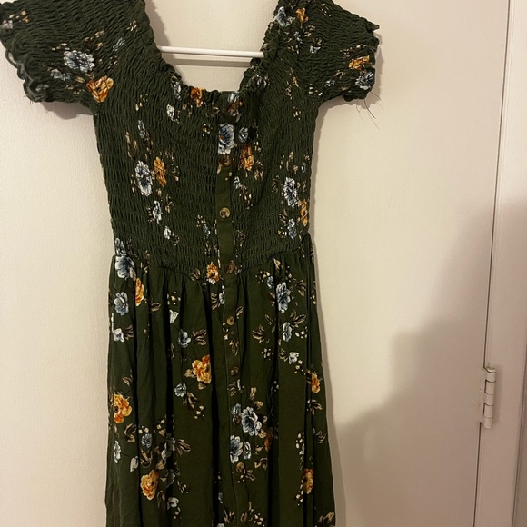 Smocked top floral summer dress - Picture 2 of 2